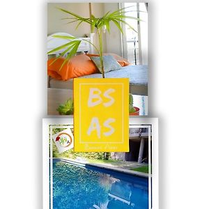 Donde El Alma Sonrie Ahi Es Piscina Jardin Facil Acceso Por Avda 9 De Julio